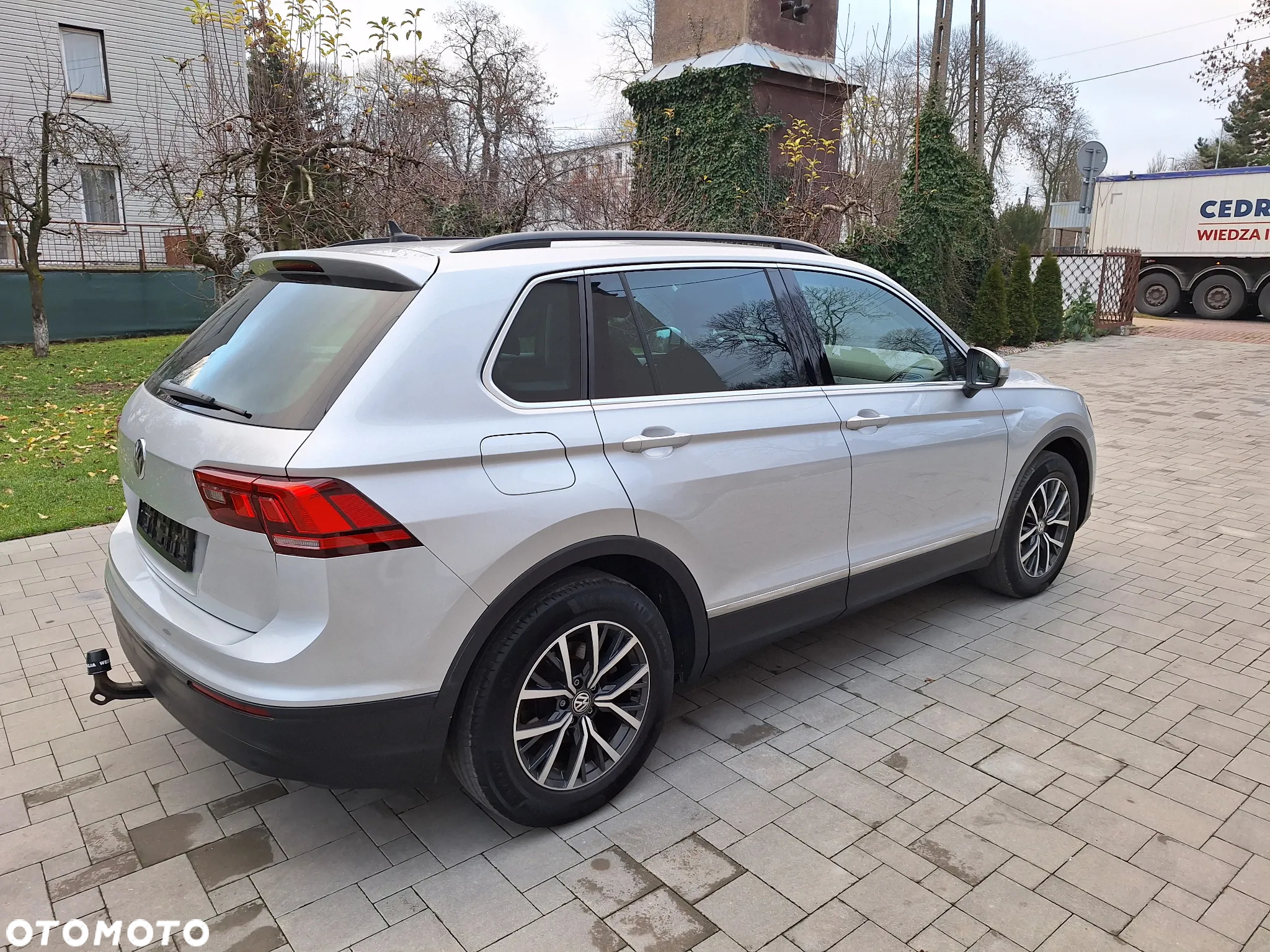 Volkswagen Tiguan 2.0 TDI BMT SCR Trendline - 6