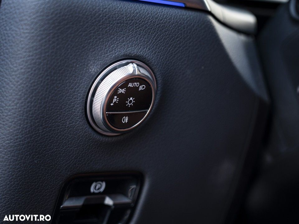 Mercedes-Benz GLC Coupe 300 e 4MATIC - 21