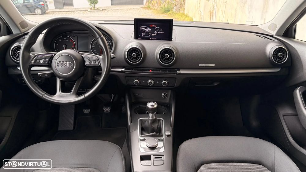Audi A3 Sportback 1.6 TDI - 9
