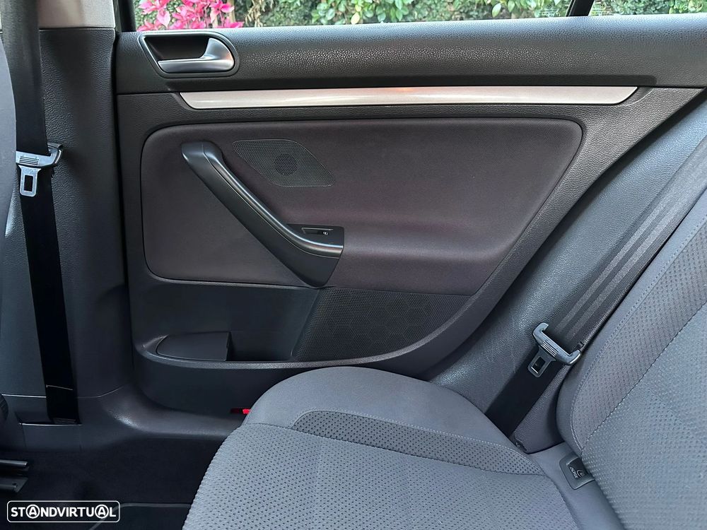 VW Golf 1.4i Confortline - 33