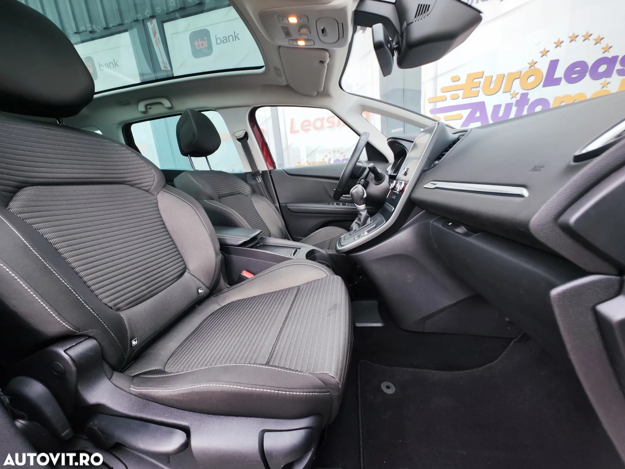 Renault Scenic BLUE dCi 120 EDC BUSINESS EDITION - 19