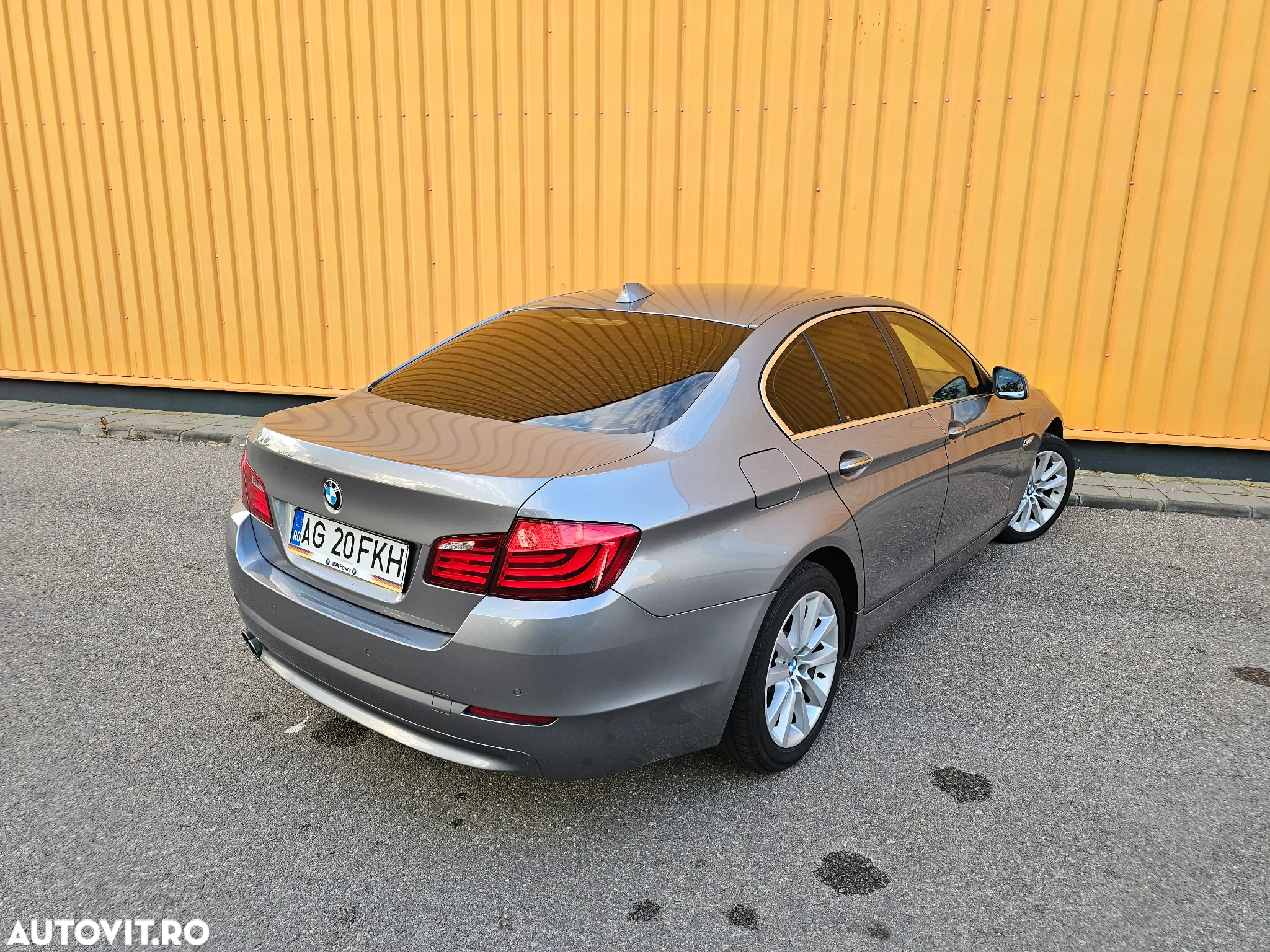 BMW Seria 5 520d - 4