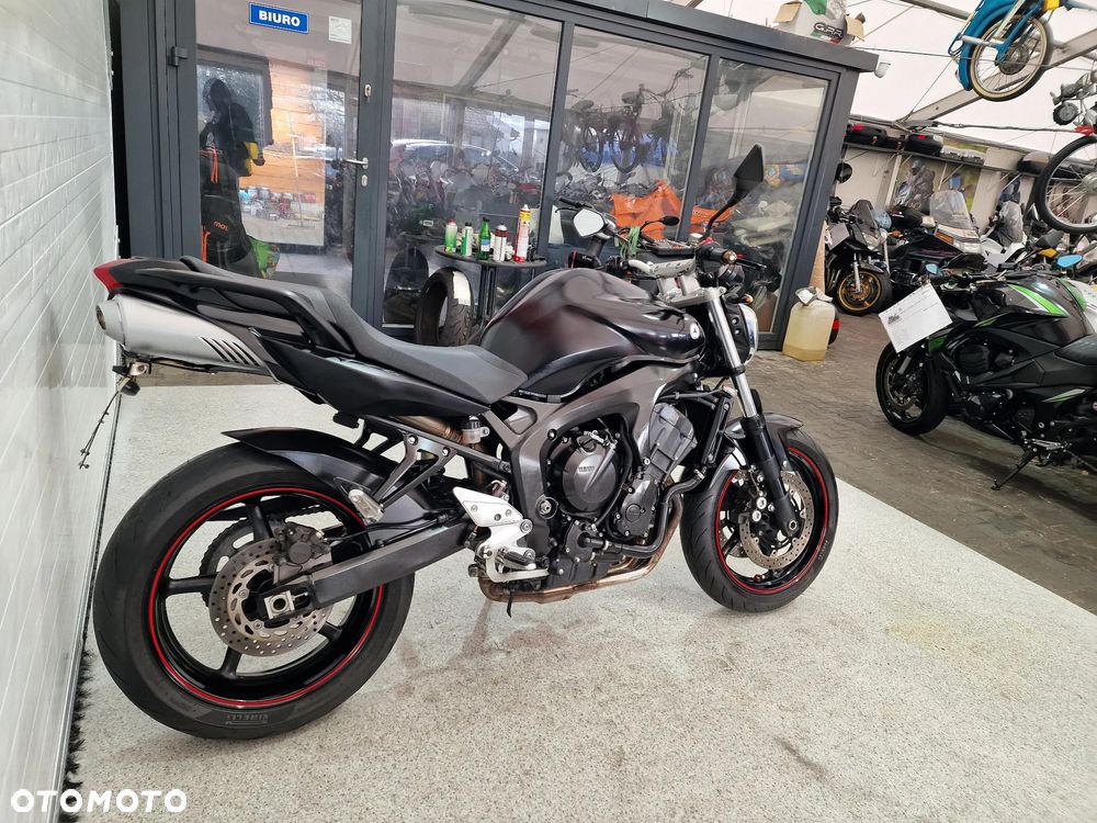 Yamaha FZ - 17