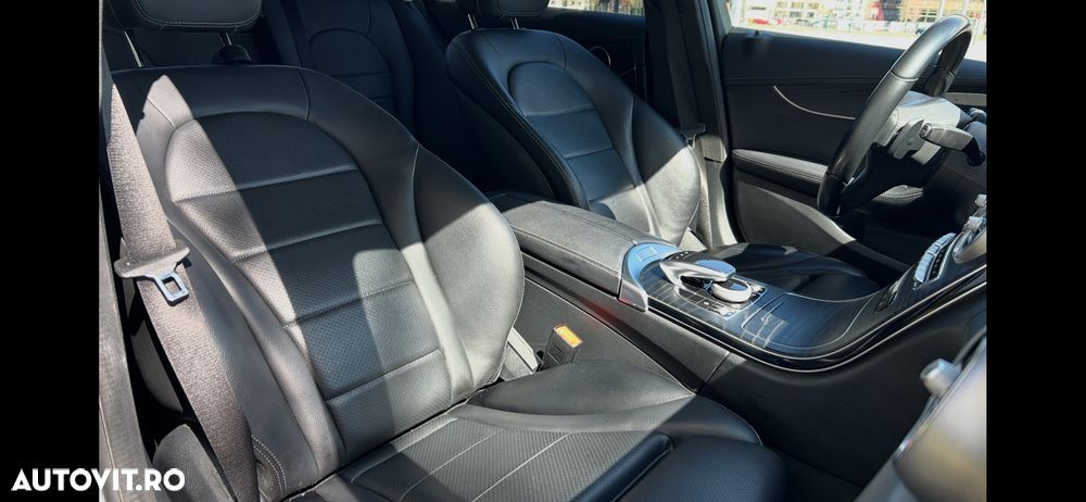 Mercedes-Benz C - 23