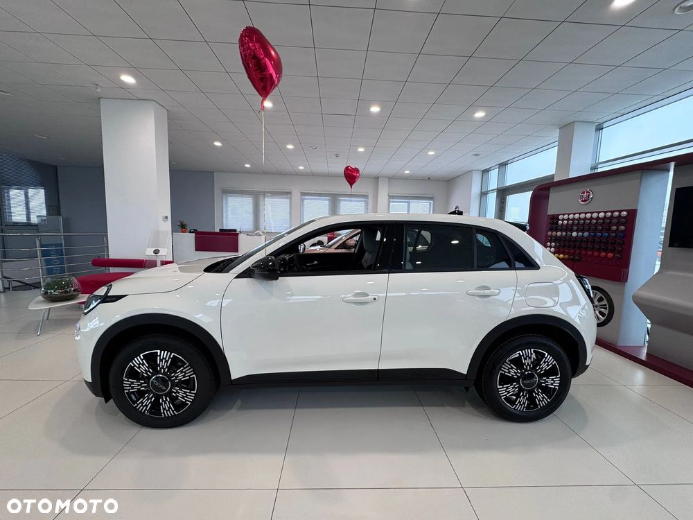 Fiat 600 1.2 Turbo Icon eDCT - 4