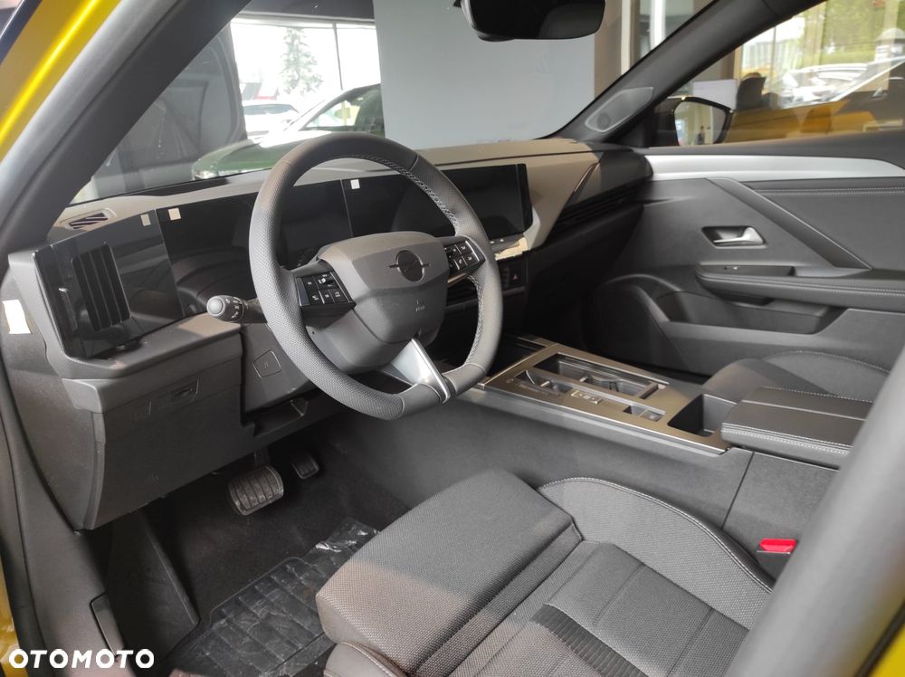 Opel Astra 1.2 T mHEV Ultimate S&S eDTC - 9