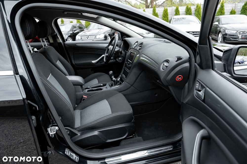 Ford Mondeo 2.0 TDCi Sport - 23