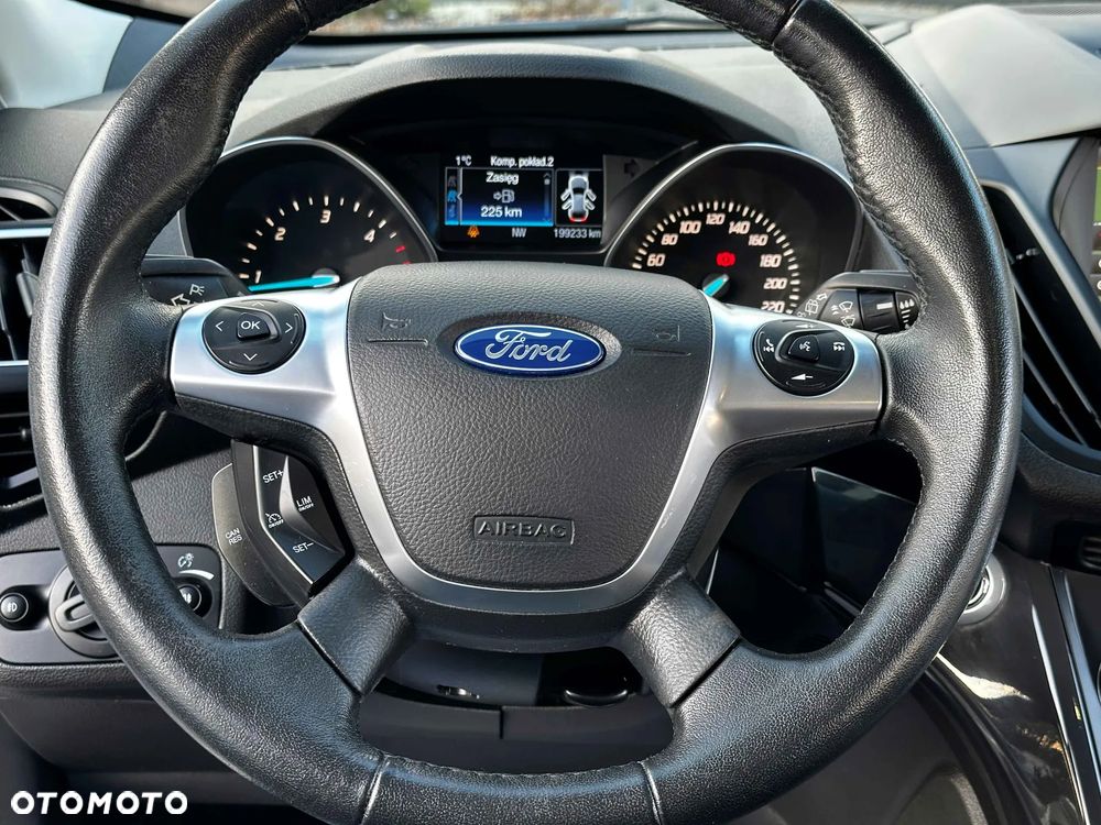 Ford Kuga 2.0 TDCi 4x4 Titanium - 23