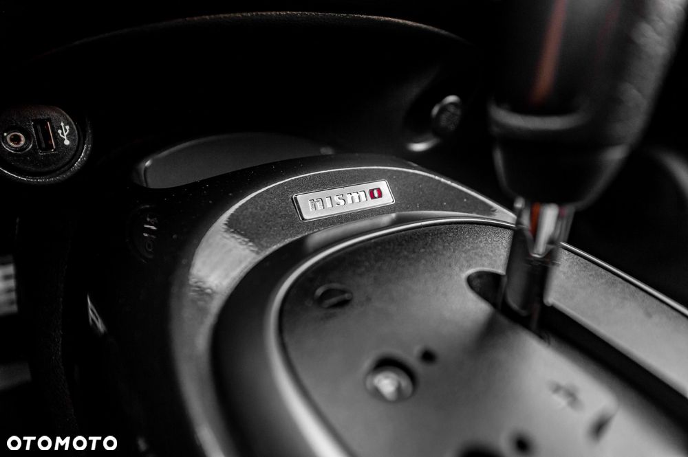 Nissan Juke 1.6 DIG-T ALL-MODE 4x4i Xtronic Nismo RS - 21