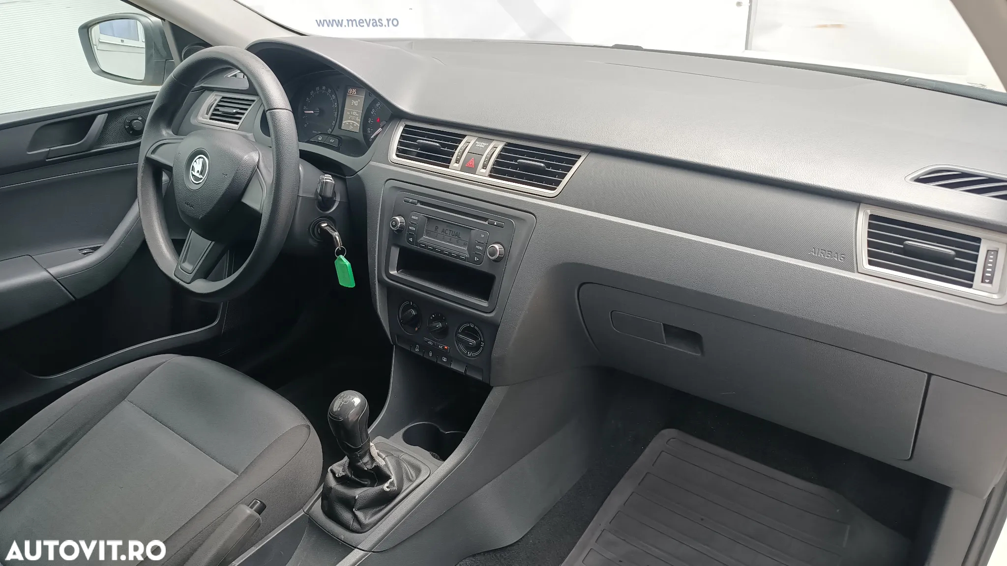 Skoda RAPID 1.6 TDI Ambition - 9