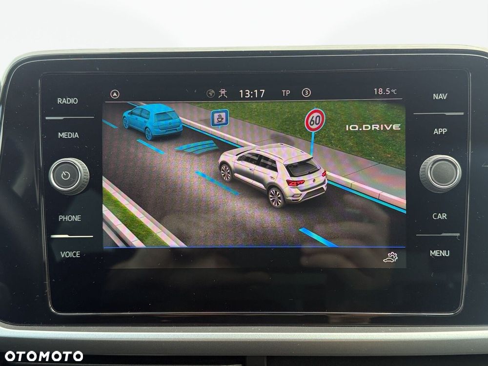 Volkswagen T-Roc 1.5 TSI Life Plus DSG - 23