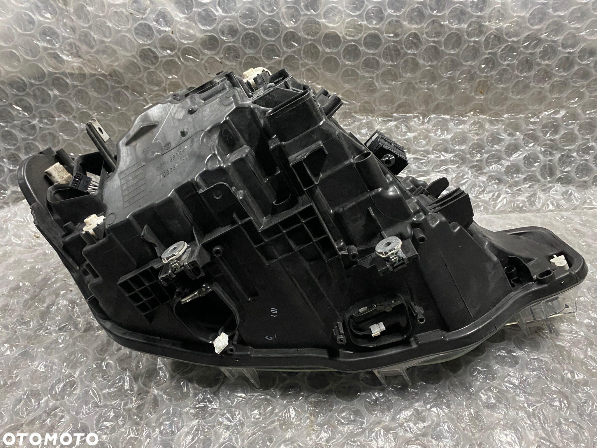 LAMPA LEWA LED BMW 3 F30 F31 8738711 - 8