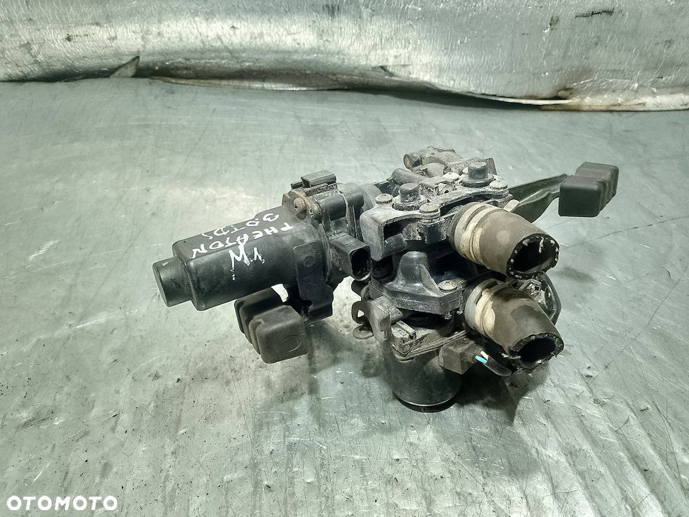 DODATKOWA POMPA WODY VW PHAETON - 4