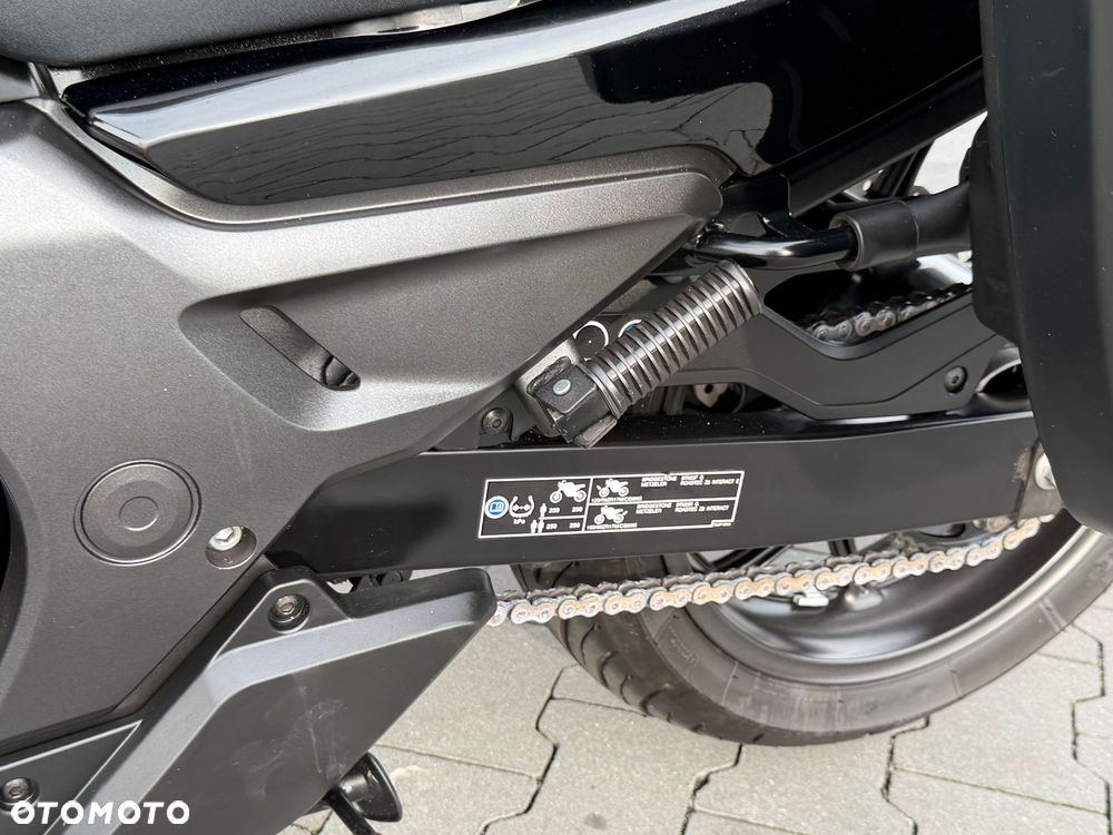 Honda CTX - 33
