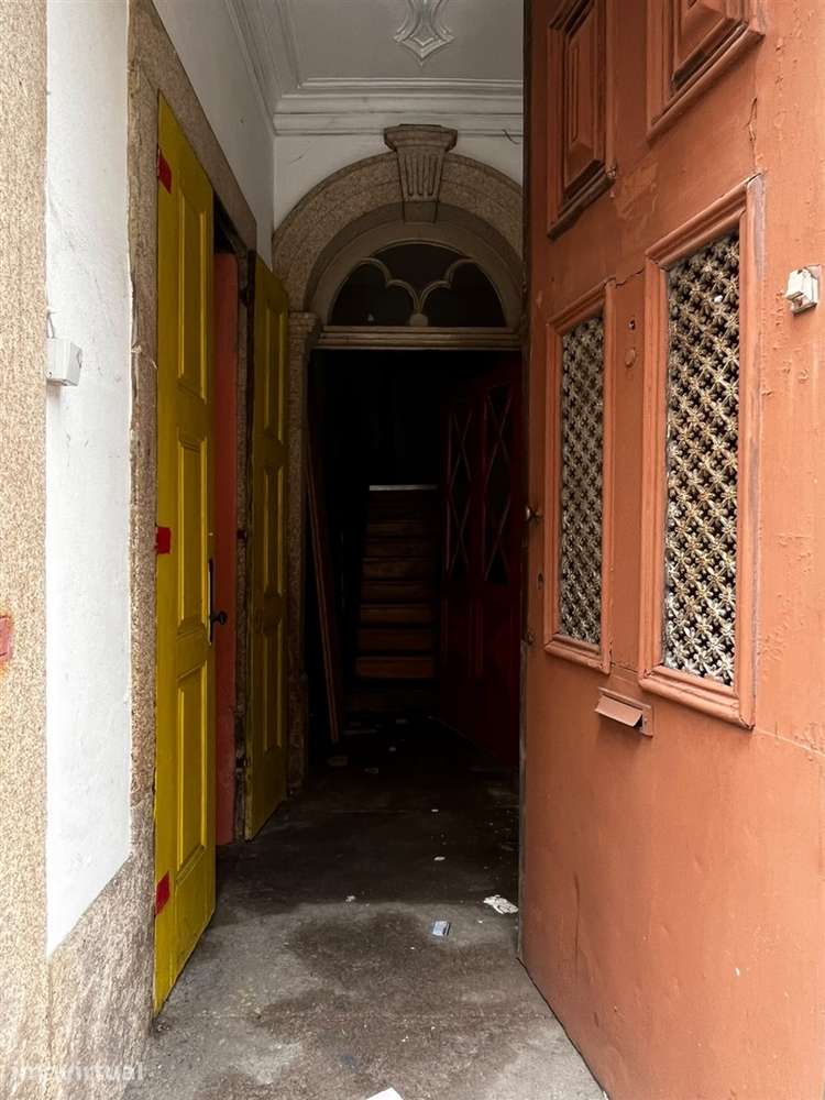 Prédio para Investimento – Campo 24 de Agosto | Bonfim | Porto - Grande imagem: 4/60