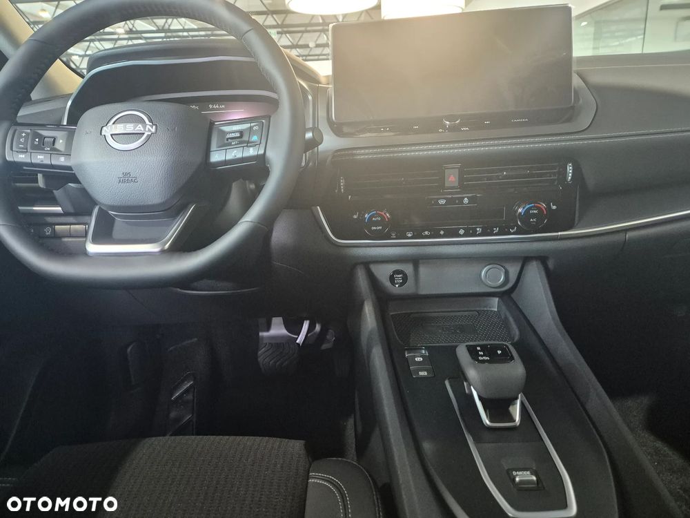 Nissan Qashqai 1.3 DIG-T MHEV N-Connecta Xtronic - 3