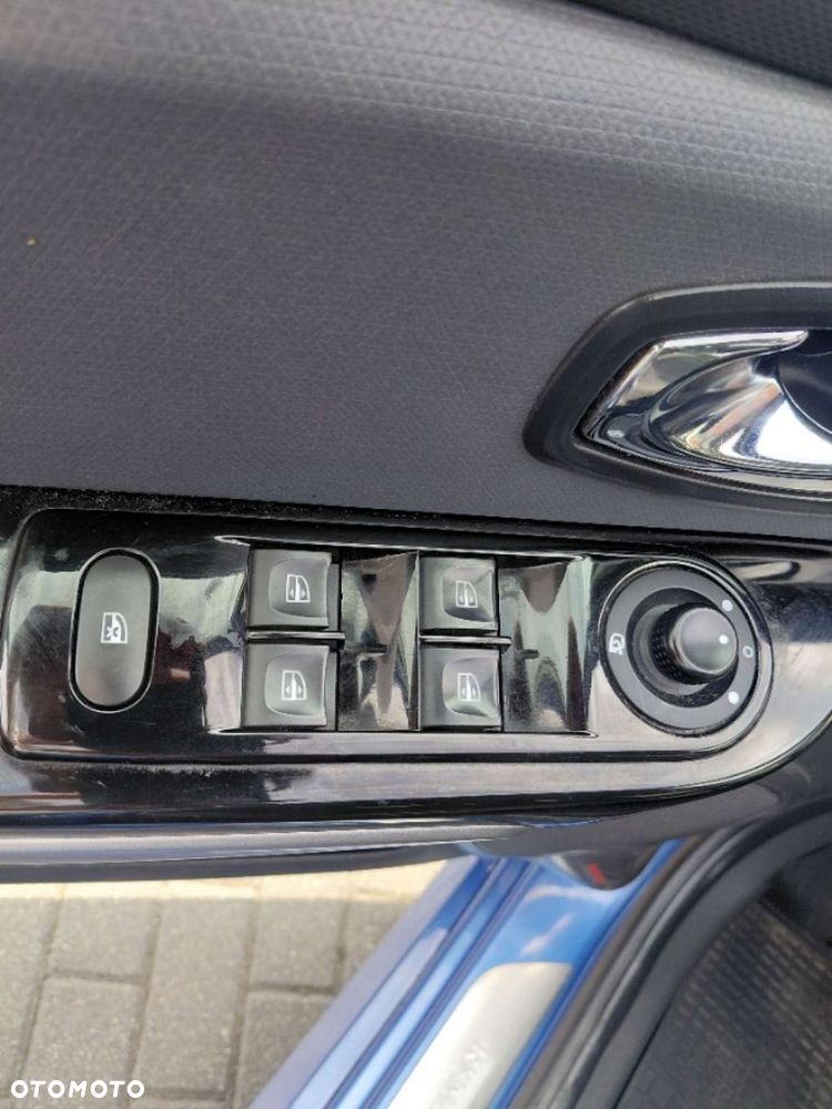 Renault Clio - 12