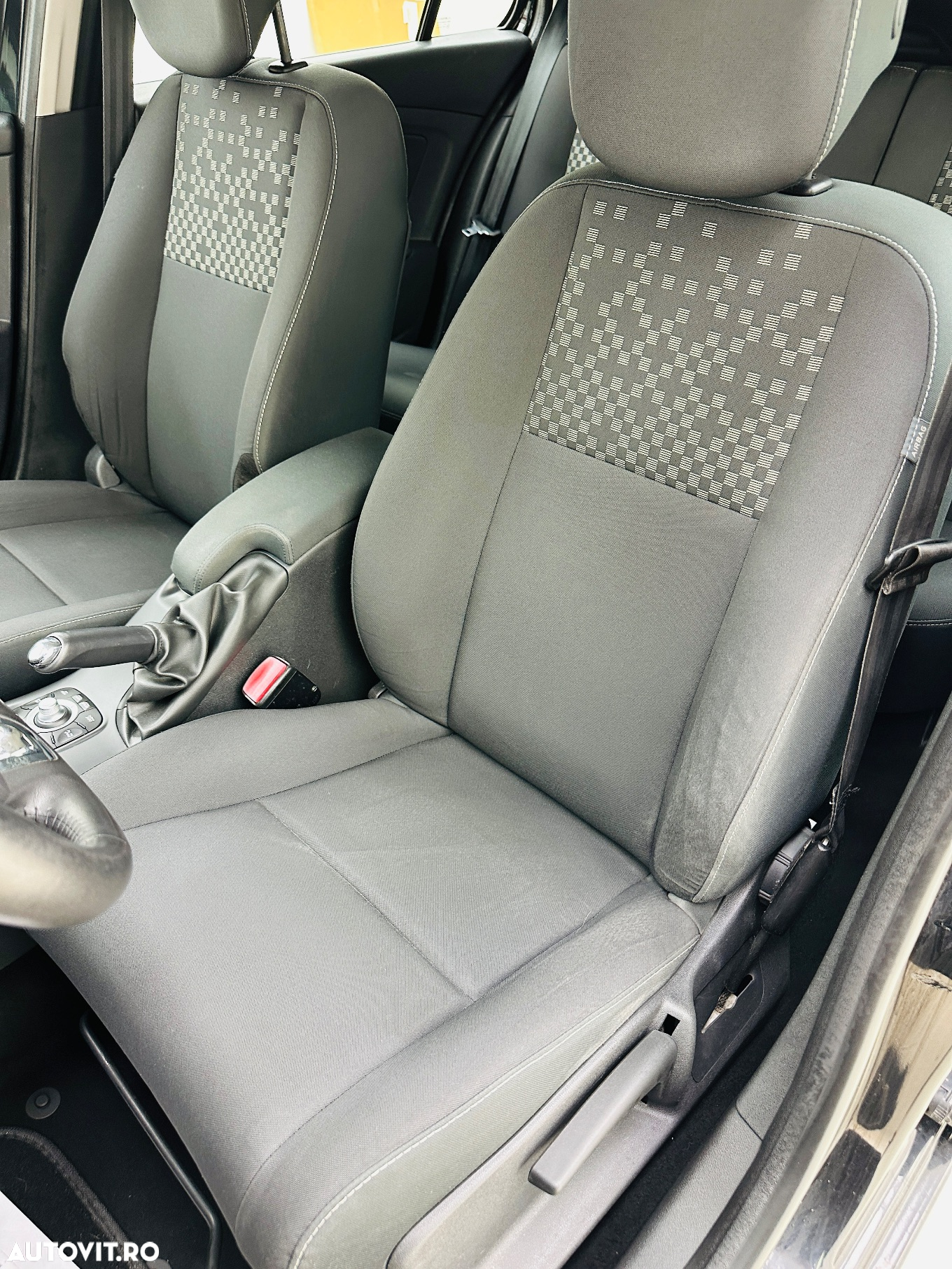 Renault Megane ENERGY dCi 90 EXPERIENCE - 10