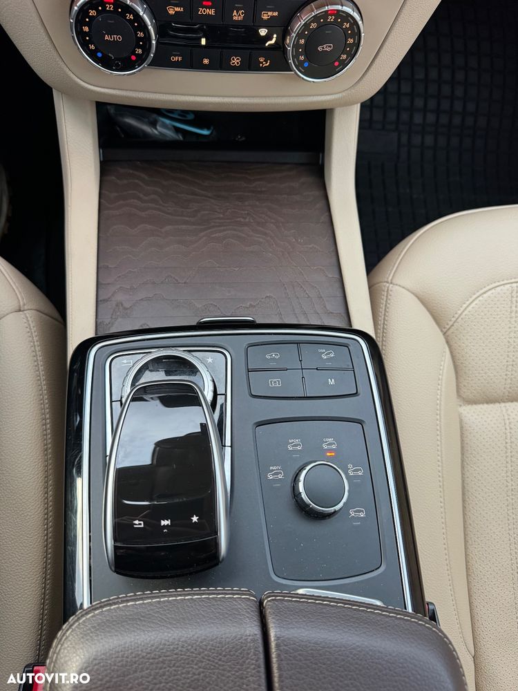 Mercedes-Benz GLE 350 d 4MATIC - 31