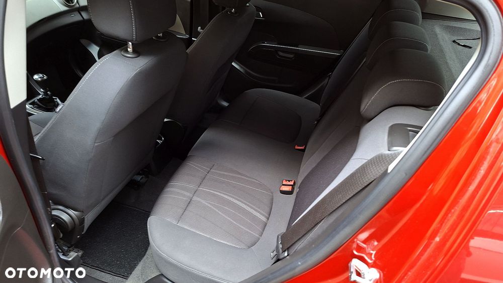 Chevrolet Aveo 1.4 16V LS - 40