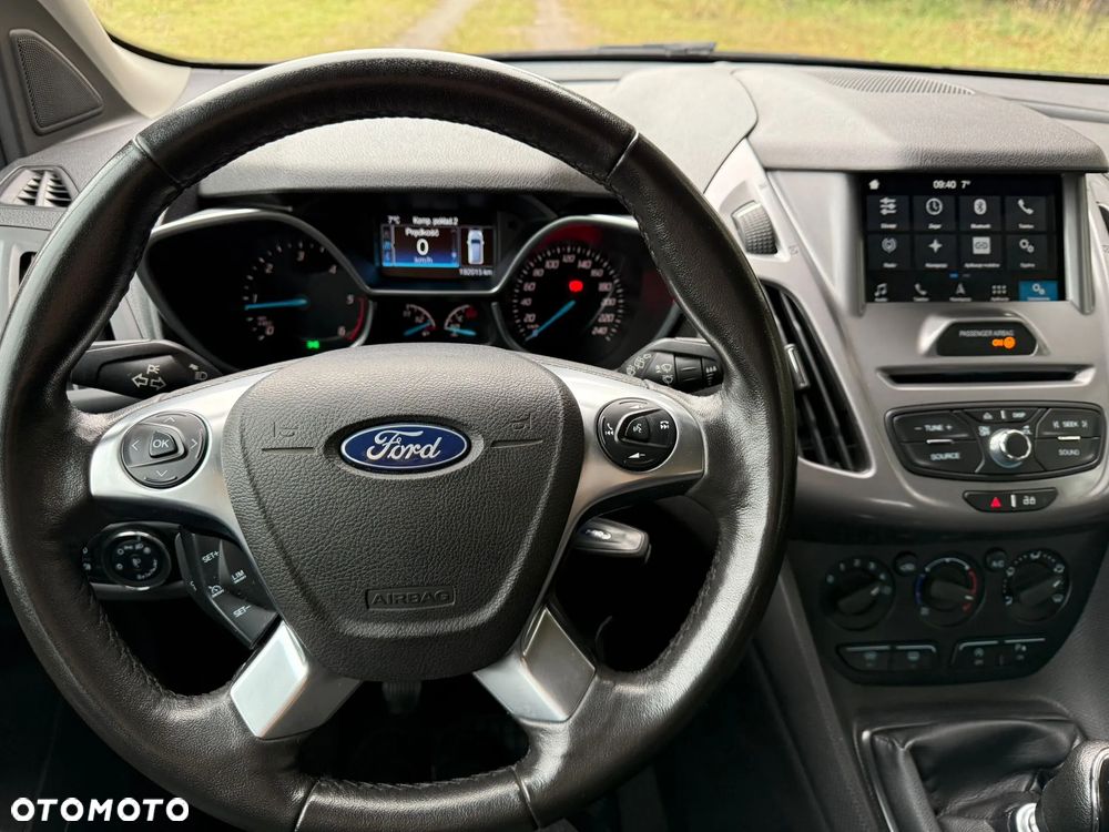 Ford Transit Connect - 18
