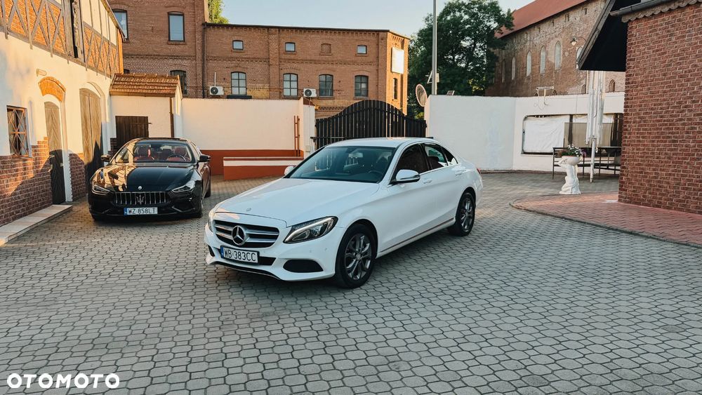Mercedes-Benz Klasa C 200 4-Matic 7G-TRONIC - 35