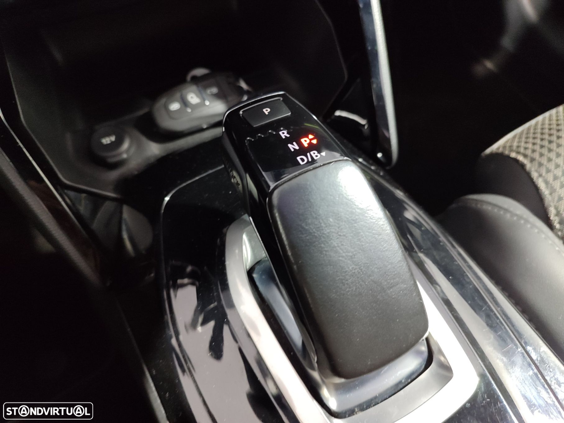 Peugeot e-208 50 kWh GT Line - 30