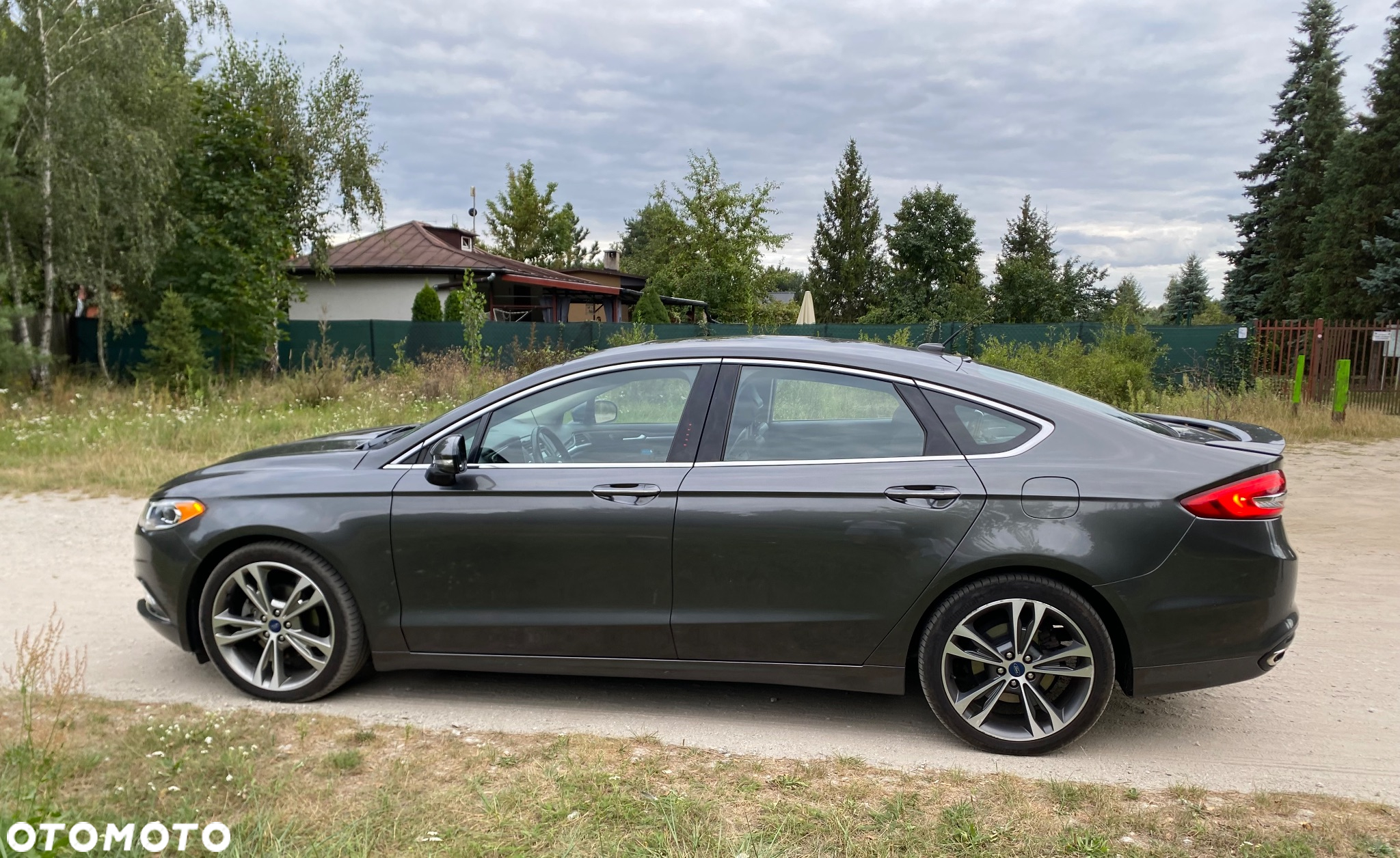 Ford Fusion 2.0 EcoBoost Titanium - 3