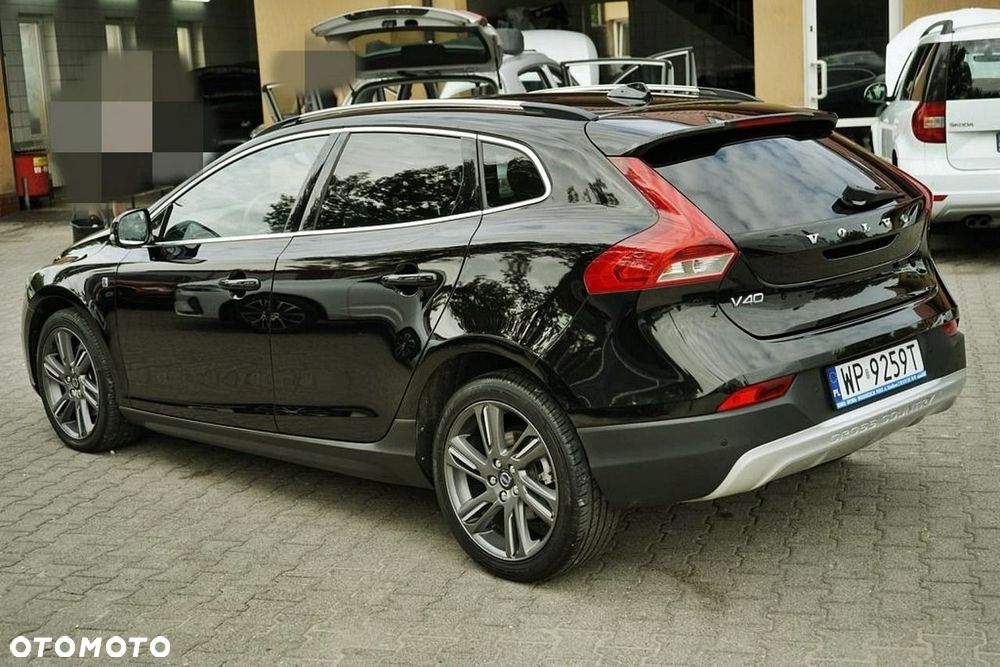 Volvo V40 Cross Country D2 Geartronic Ocean Race - 3