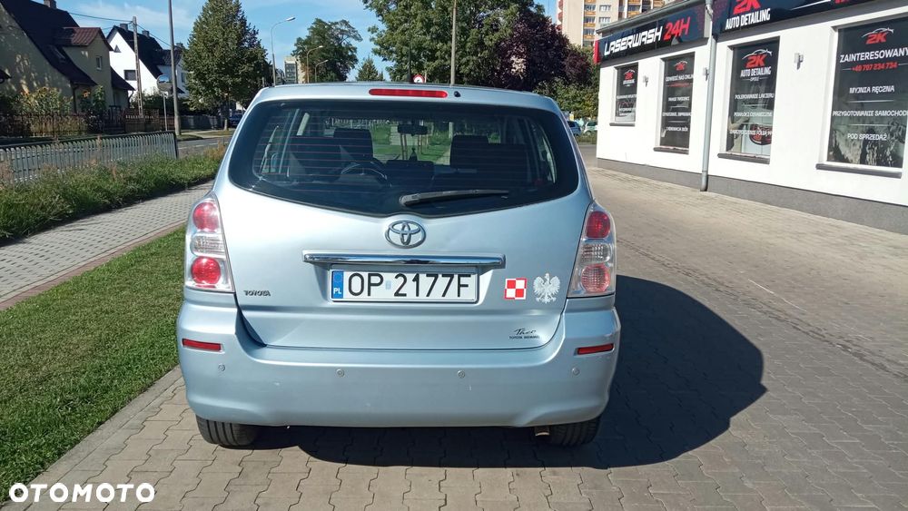 Toyota Corolla Verso 1.6 Luna - 4