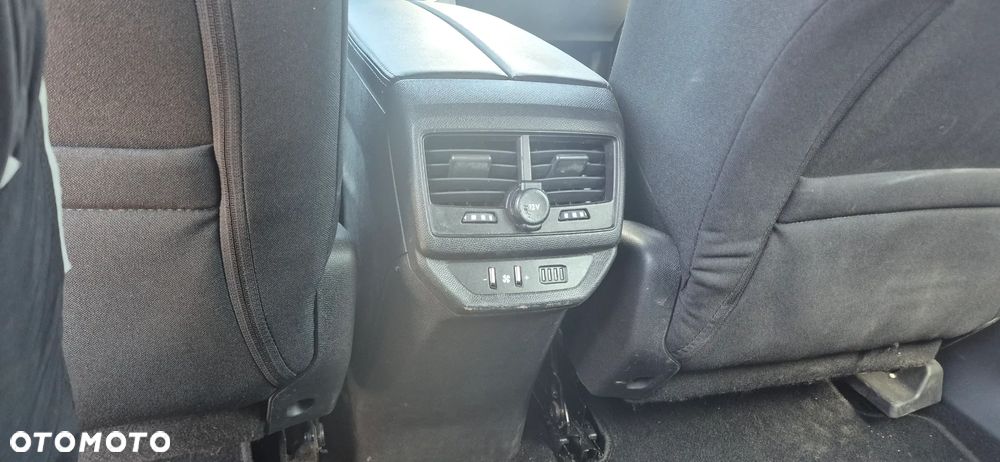 Peugeot 5008 1.5 BlueHDi Allure Pack S&S EAT8 - 28