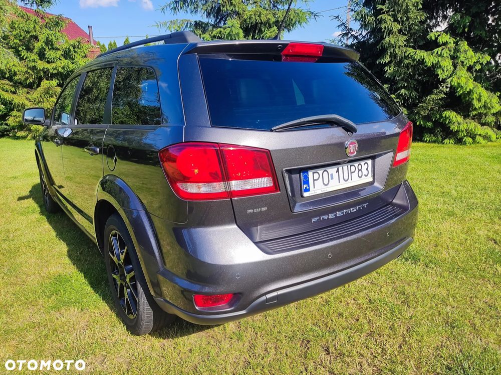 Fiat Freemont 2.0 Multijet Black Code AWD - 23
