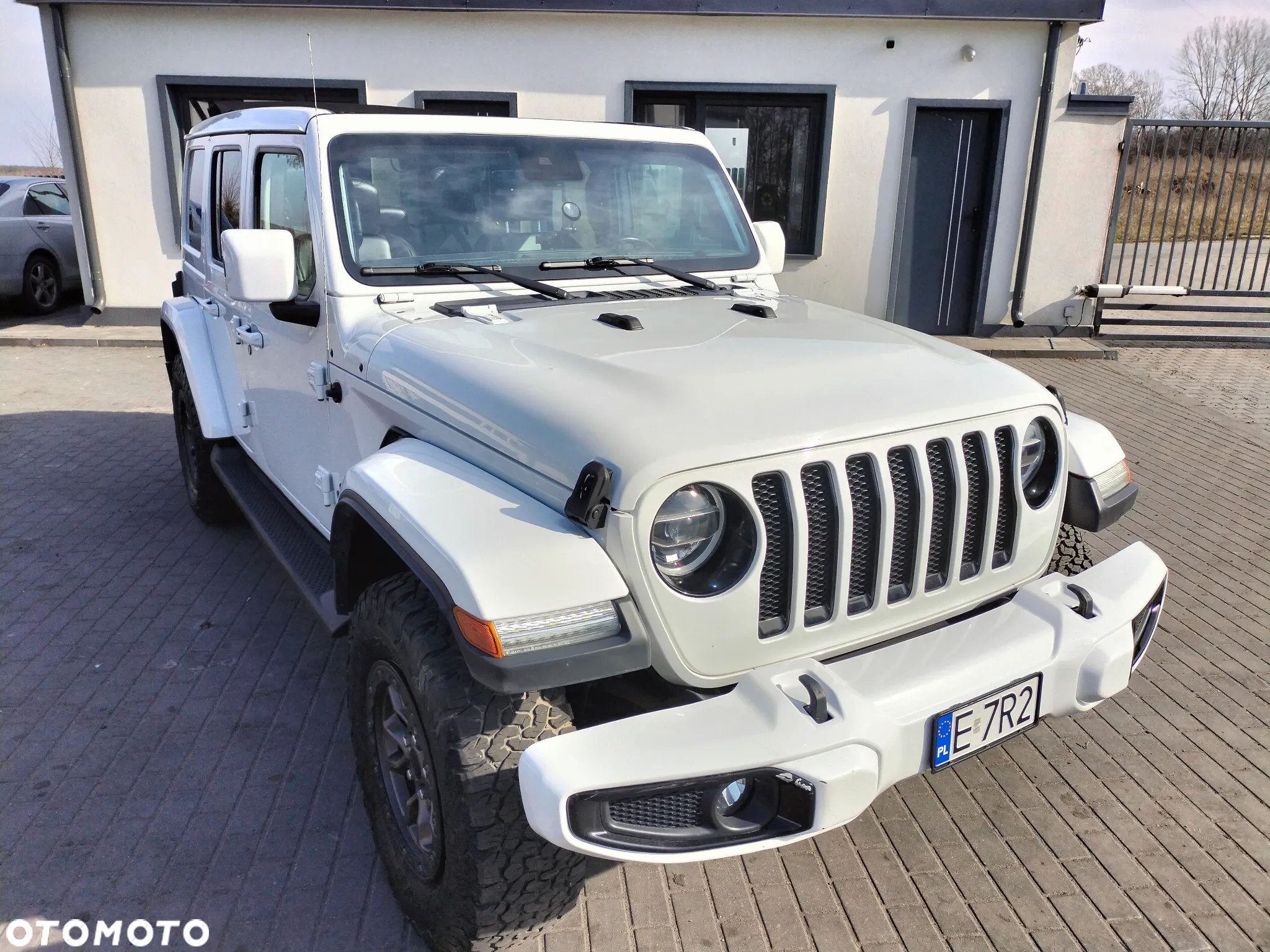 Jeep Wrangler - 2