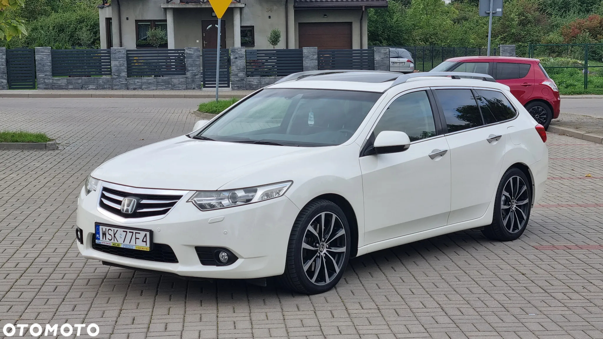 Honda Accord 2.4 Executive Nav+ACC+LKAS - 2