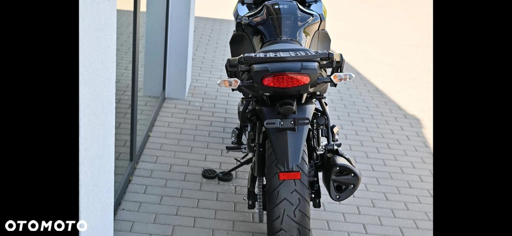 Kawasaki Versys 1000 - 8