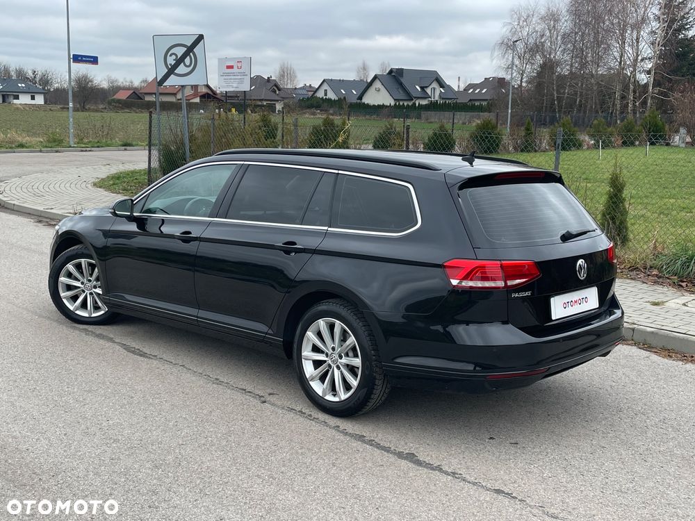 Volkswagen Passat 2.0 TDI DSG (BlueMotion Technology) Comfortline - 23