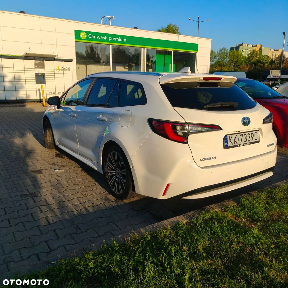 Toyota Corolla - 13