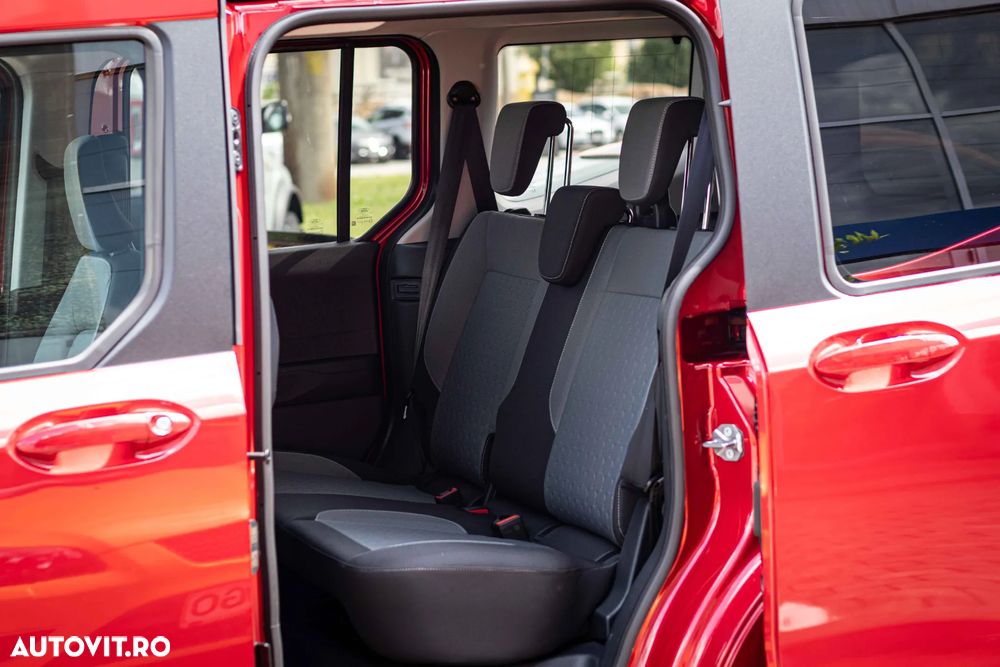 Ford Tourneo Courier 1.0 EcoBoost Titanium - 17