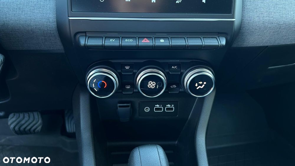 Renault Clio - 27