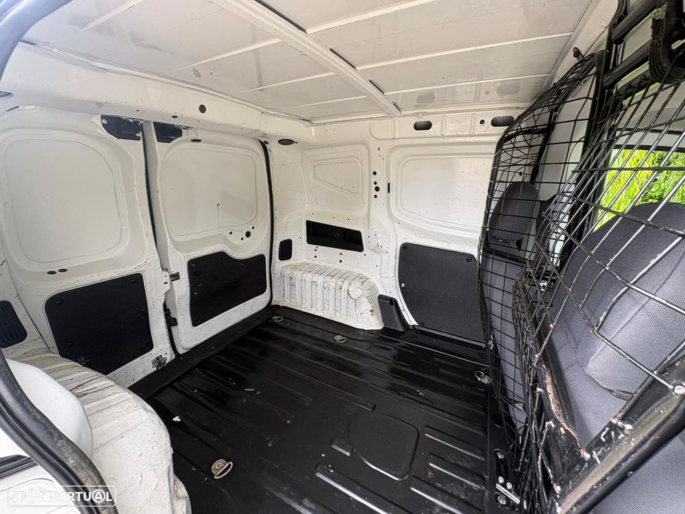 Peugeot Bipper Tepee - 15