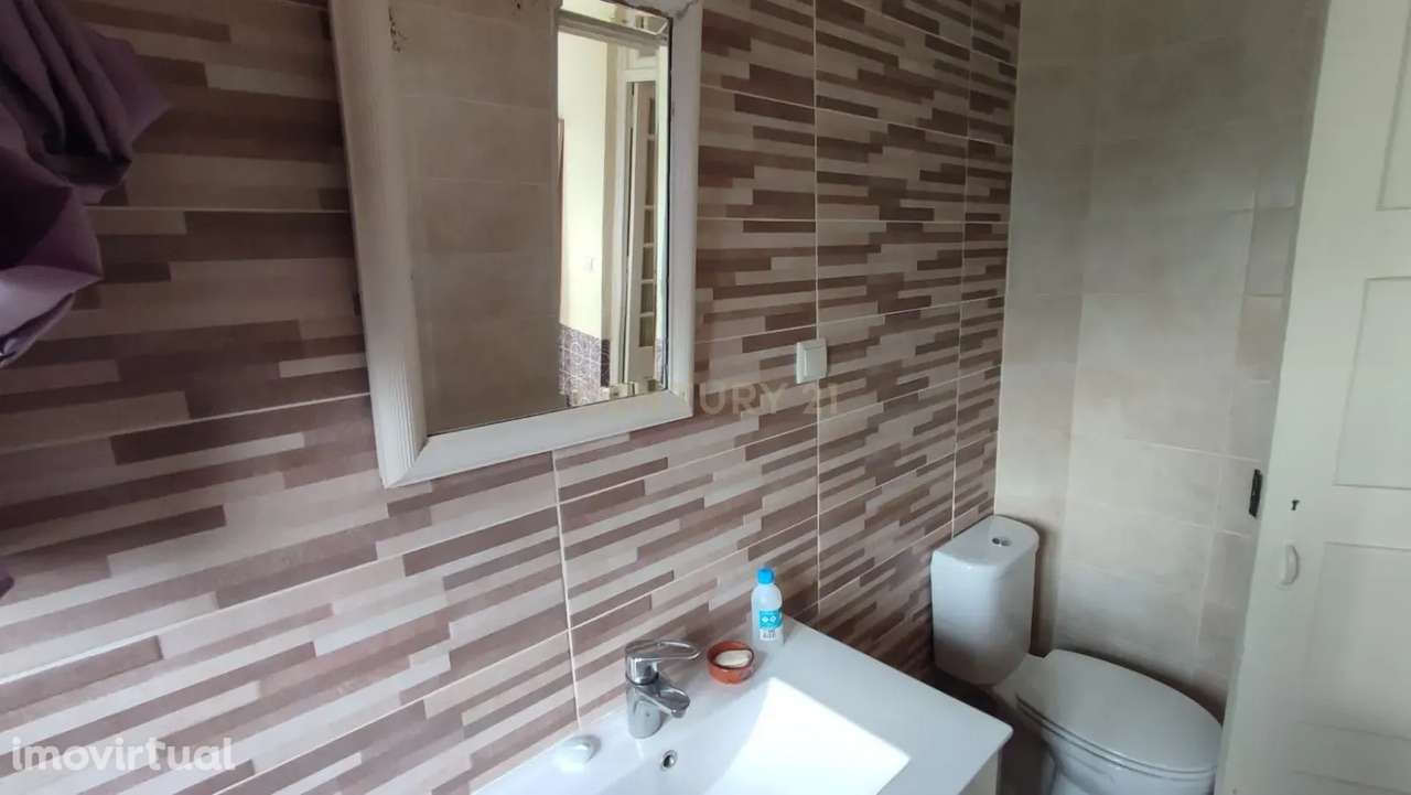 PRÉDIO COM QUATRO APARTAMENTOS T2 NO CENTRO CASTELO BRANCO - Grande imagem: 3/28