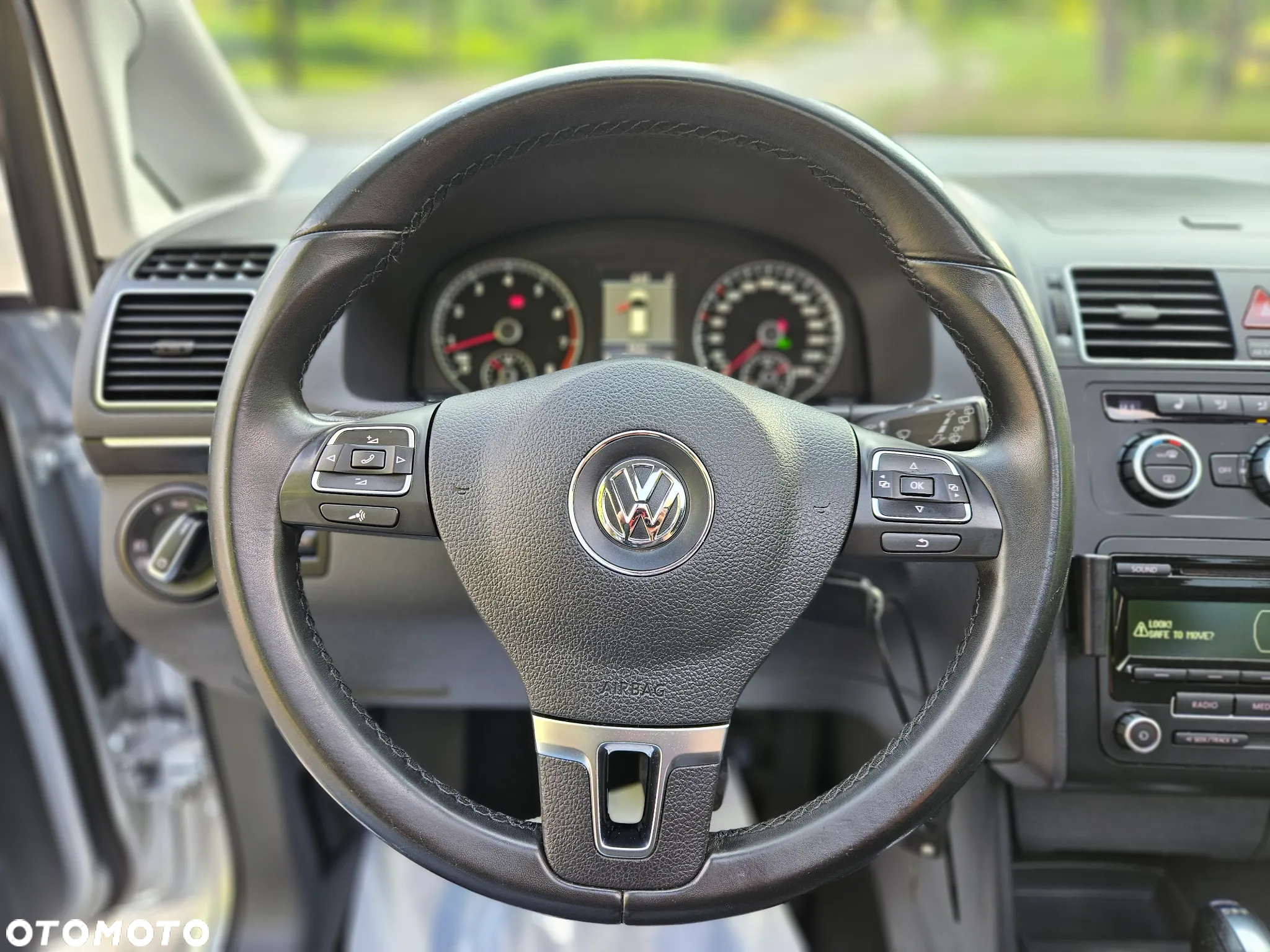 Volkswagen Touran 1.4 TSI Cross DSG - 37