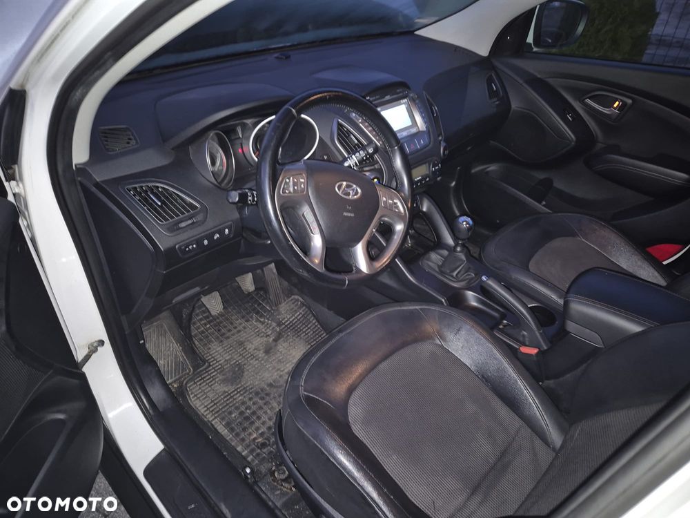 Hyundai ix35 1.7 CRDi 2WD blue Comfort - 6