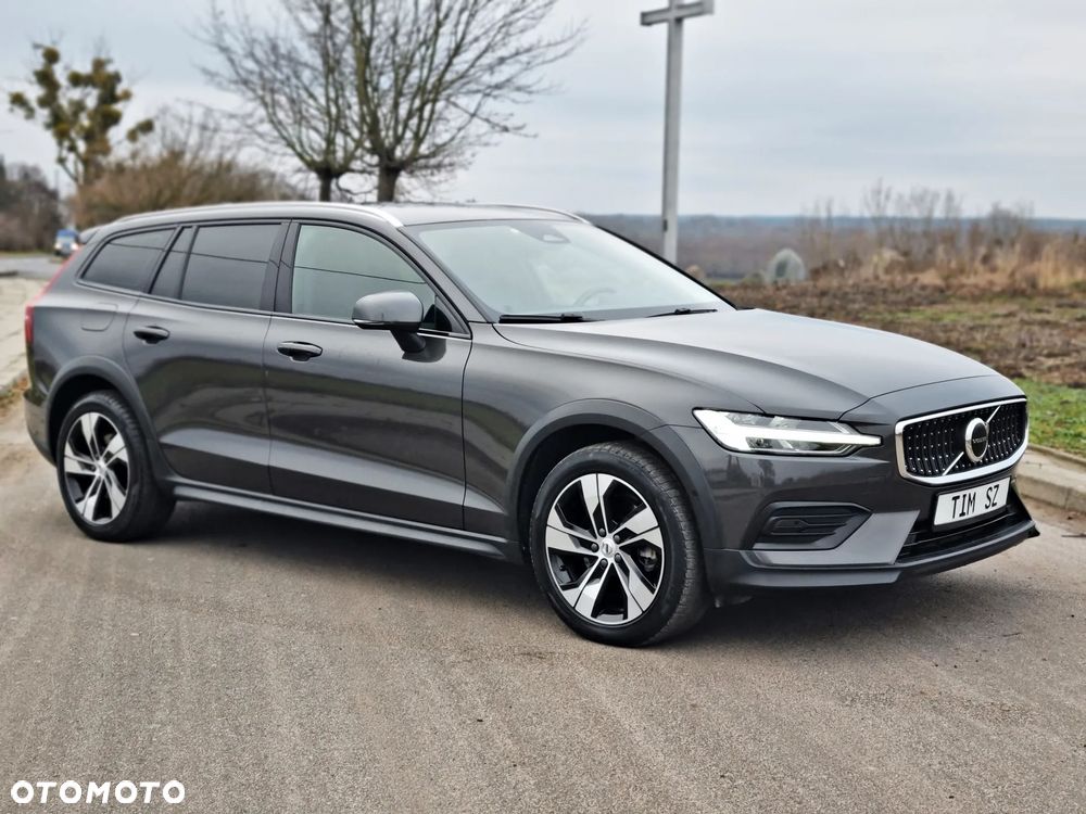 Volvo V60 Cross Country B4 D AWD Geartronic Pro - 6