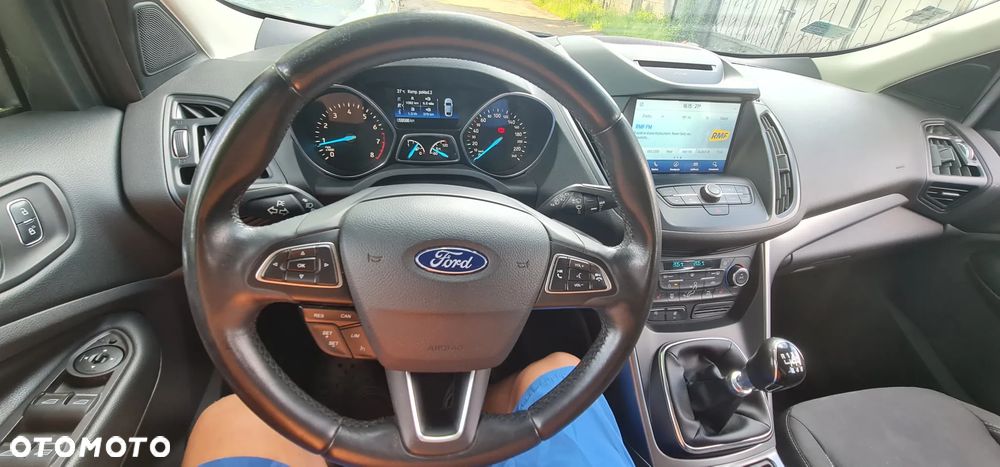 Ford Kuga 1.5 EcoBoost FWD Edition ASS MMT6 - 8