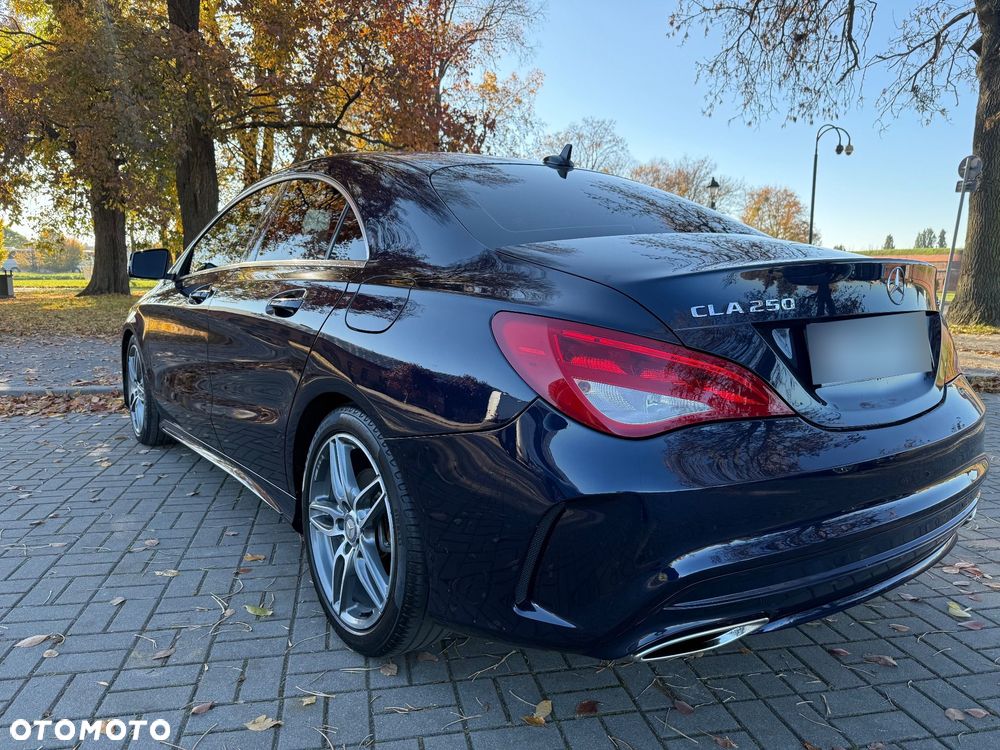 Mercedes-Benz CLA 250 4Matic 7G-DCT AMG Line - 13