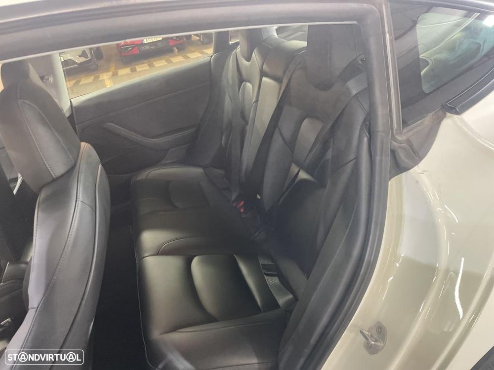 Tesla Model 3 Long-Range Dual Motor AWD - 9