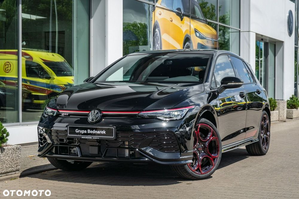 Volkswagen Golf - 3