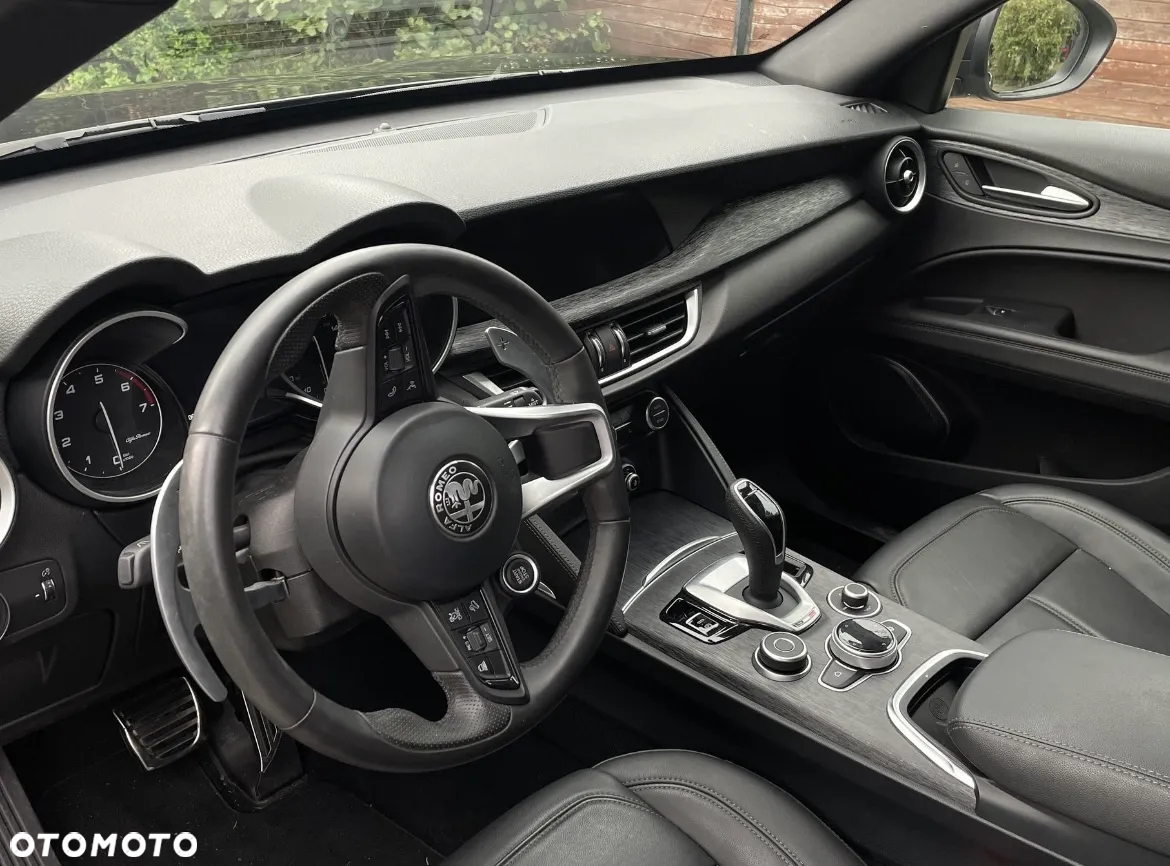 Alfa Romeo Stelvio 2.0 Turbo TI Q4 - 5