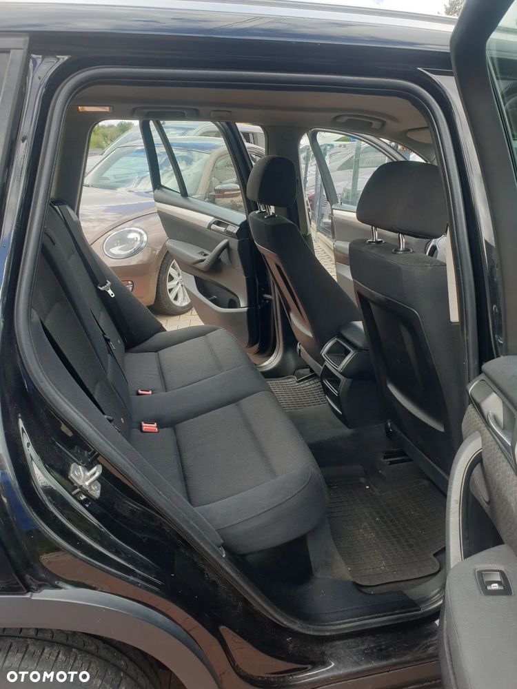 BMW X3 xDrive20d - 11